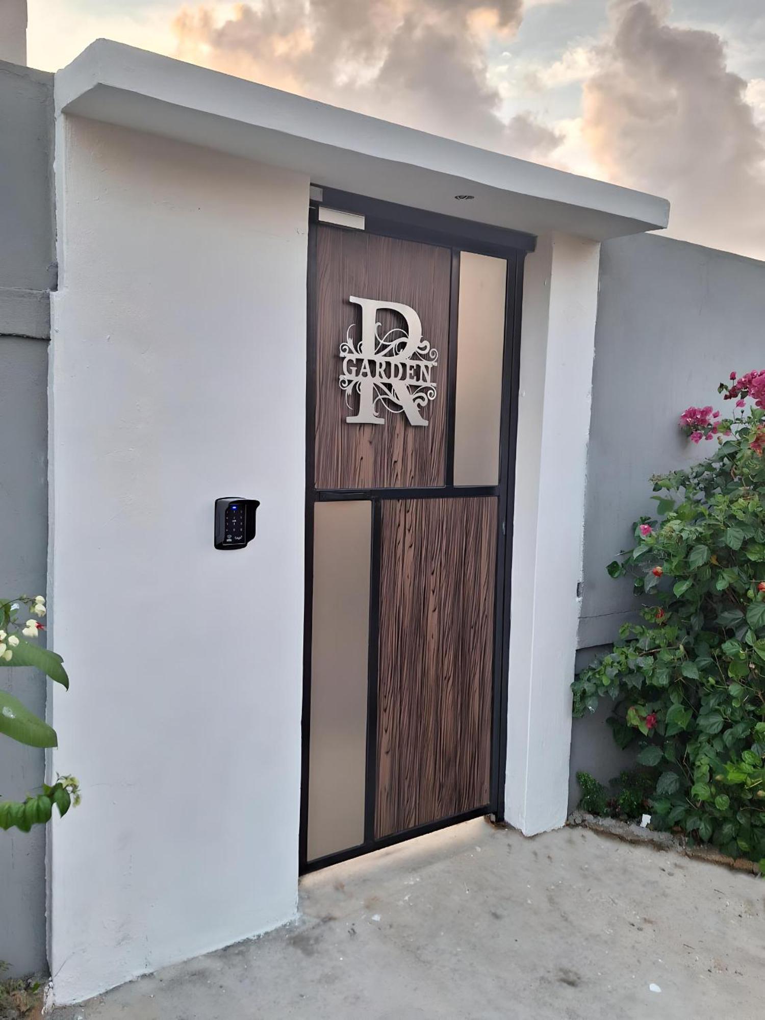 R Garden Villa Au Calme De Baie Du Tombeau, Appartement Familiale De 3 Chambres Et Cuisine 외부 사진